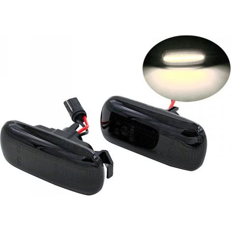 Kit Freccia Laterale a Led Side Marker Lente Nero Fume Luce Bianco Per Audi A3 S3 8P A4 S4 RS4 B6 B7 B8 A6 S6 RS6 C5 C7 OEM 8N0949127A