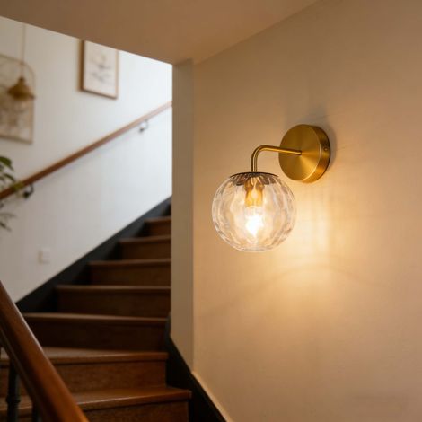 Lot de 4 appliques murales globe ambré – luminaires dorés en verre à bulles, éclairage mural moderne et réglable pour salon, chambre, décoration intérieure