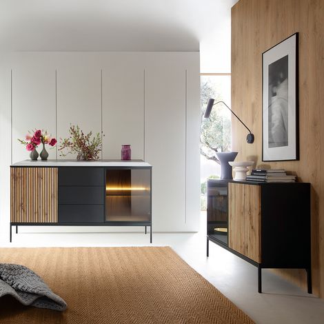 Wohnzimmer Sideboard und Kommode, inkl. Beleuchtung, schwarz mit Wotan Eiche SIBARI-160 (1/5)