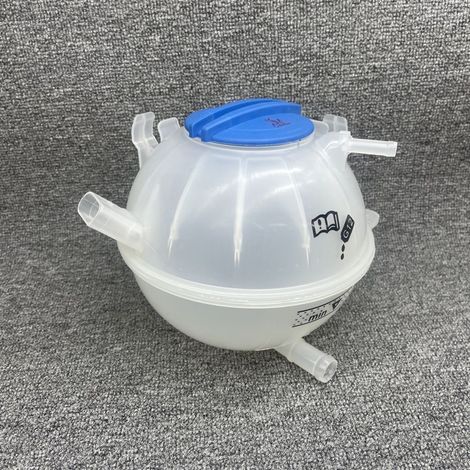 Bocal d'expansion de liquide de refroidissement compatible avec VW Golf, Škoda Octavia - Réf. 1J0121403B (1/3)