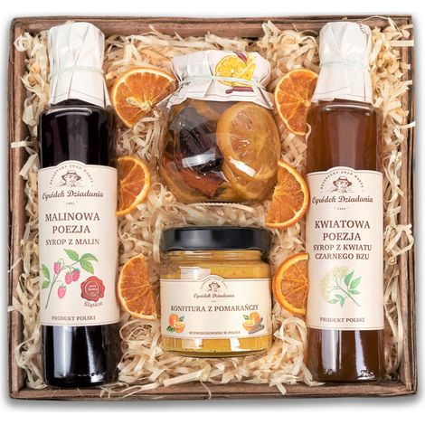 Köstlicher Geschenkkorb mit natürlichen Konfitüren