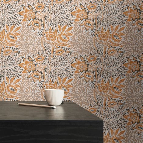 Papier peint floral noir et orange Tapisserie à fleurs sur fond blanc style botanique Papier peint intissé baroque idéal pour salle de bains (1/5)