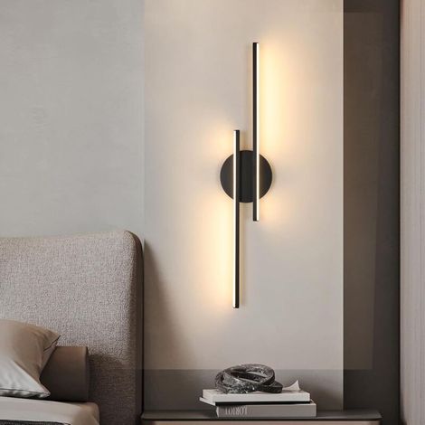 Wandleuchte für den Innenbereich, moderne schwarze Wandleuchte, 24-W-LED-Wandleuchte, paralleles Liniendesign, warmweißes Licht 3000 K, Acryl-Wandleuchte, geeignet für Schlafzimmer und Wohnzimmer.