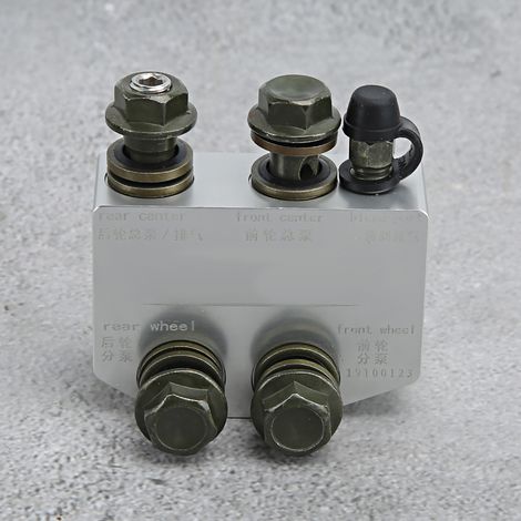 Systèmes de pompes de freinage hydrauliques CBS combinés pour motos et véhicules électriques (1/5)