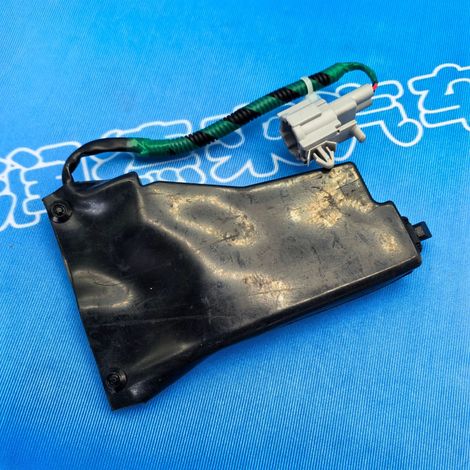 Fuel tank lock control mechanism for Nissan Terra Navara, fuel filler cap opening actuator (1/4)