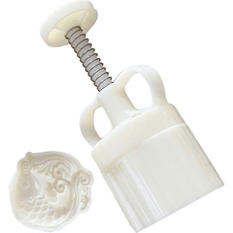 Voici une proposition de titre en français (moins de 190 caractères) :
Emporte-pièce à pression manuelle pour gâteau de lune, motif poisson 3D, tampon à biscuits, moule à gâteau de lune (120 caractèr (1/4)