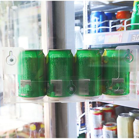Rangement mural polyvalent et robuste pour canettes de soda, idéal pour la maison ou le commerce de proximité. (1/5)