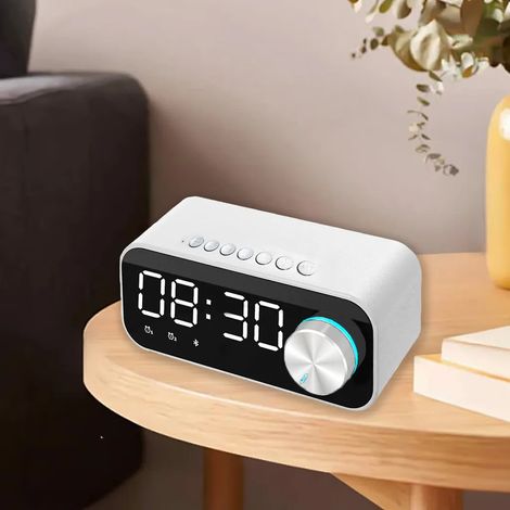 Réveil avec haut-parleur Bluetooth, double alarme, affichage LED numérique, réveil de voyage avec port de chargement USB (blanc) (1/4)