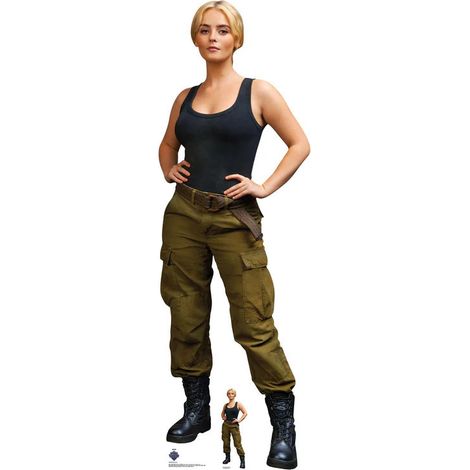 Figurine en carton - Ruby Sunday - Combat  Mille Gibson - Haut 167 cm (1/5)