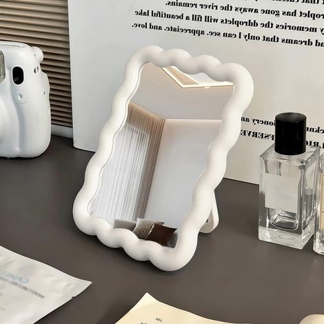 Miroir de maquillage en forme de vague pour table et bureau, portable, pliable, miroir de maquillage de voyage à suspendre debout, décoration de la maison (blanc) (1/5)