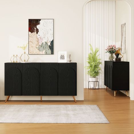 Buffet au style mid-century, meuble de couloir noir avec rainures 3D et portes cintrées, panneau de particules, étagères réglables, pieds en métal doré (1/5)