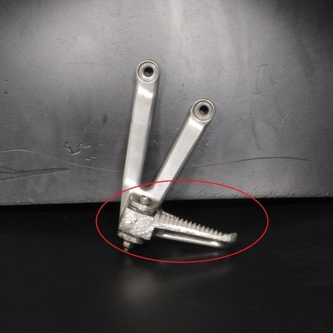 [PRODUIT D'OCCASION] Platine repose pied passager gauche origine pour moto Yamaha 1000 (1/3)