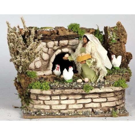 10934 Donna con galline a movimento cm. 20x14x18 - PERSONAGGIO PRESEPE NATALE