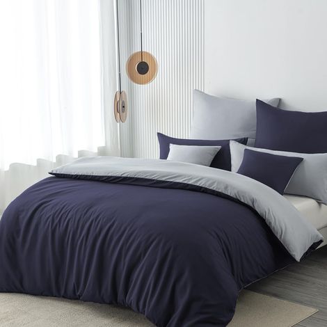 Parure de lit 2 pièces réversible en microfibre 155 x 220 cm - Bleu foncé/gris - 155 x 220 cm - Doux et infroissable - 1 housse de couette + 1 taie d'oreiller 80 x 80 cm - Avec fermeture (1/5)