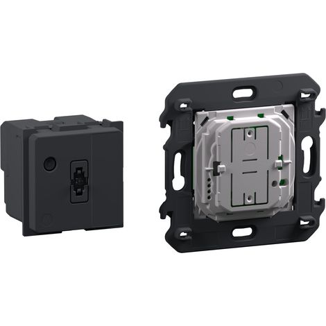 Living Now with Netatmo Pack de démarrage pour installation connectée BTICINO BTK4500CN
