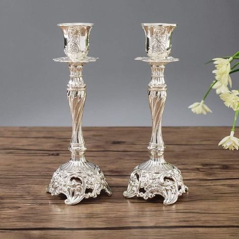 Set aus 2 silbernen Metallkerzenständern, Vintage-Tischdekoration für Hochzeiten, Silber, 18,87 × 7,97 × 9 cm (1/5)