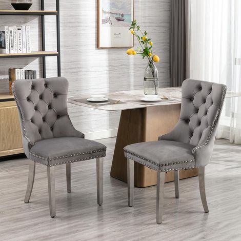 Série : Chaises de salle à manger modernes haut de gamme en bois massif (Revêtement en velours capitonné, pieds en acier inoxydable chromé, finition cloutée) — Lot de 2, Gris avec finition chromée