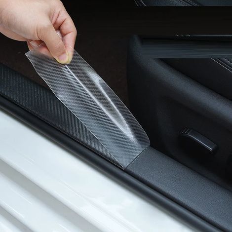 (L 10 cm x l 7 m) Bande adhésive anti-collision invisible et transparente pour portières de voiture,effet fibre de carbone,résistante aux rayures,seuil de porte et de coffre (1/2)