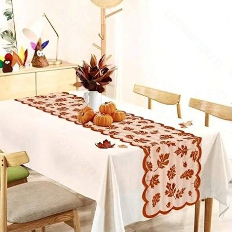 Chemin de table à motif de feuilles, idéal pour Thanksgiving ou les fêtes d'automne. 30 x 180 cm (1/5)