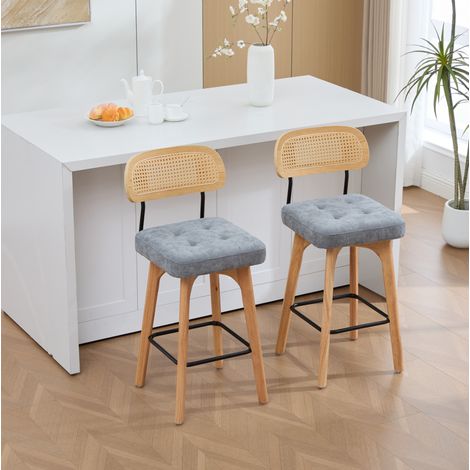 Set di 2 sgabelli da bar girevoli a 360° con schienale in rattan, ciniglia grigia DESVIAE (1/5)