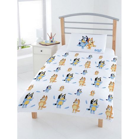 Parure de lit Bluey et sa famille - 120 x 150 cm (1/3)