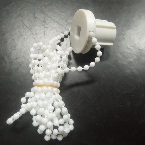 Accessoires pour store enrouleur à perles de 28 mm : tête de rideau en plastique, commande de fermeture éclair, support de montage et languette de traction de 3 mètres. (1/5)