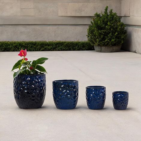 Set de 4 pots en céramique bleu profond avec relief martelé (1/5)
