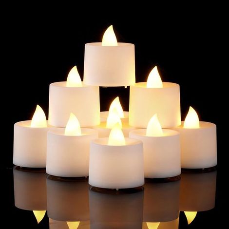 24 lumini LED senza fiamma, candele votive a batteria, bianche, ideali per Halloween, Natale, matrimoni e decorazioni per feste. (1/5)