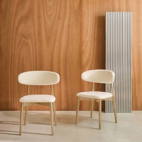 Lot de 2 chaises en bois d'hévéa et tissu bouclette Naturel / Crème (1/5)
