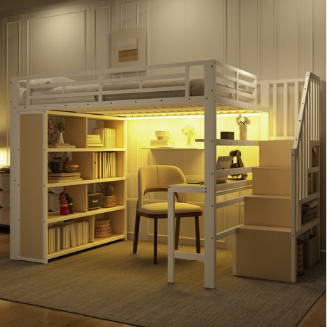 Letto rialzato 140x200 cm con scrivania, ripiani, illuminazione LED e scala contenitore, in metallo bianco, materasso non incluso (1/5)