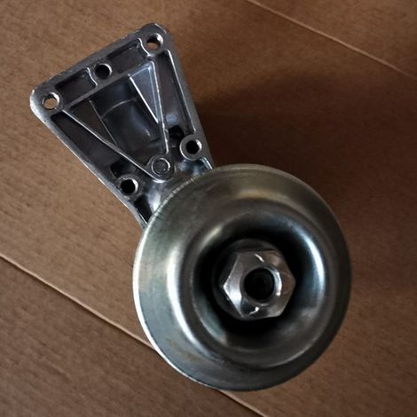 Das EM780 Oleo Mac Dia 28mm 10T Getriebe (Oleo-Getriebe mit einem Abtriebswellendurchmesser von 28 mm und 10 Zähnen) ist für Oleo-Freischneider geeignet. (1/3)