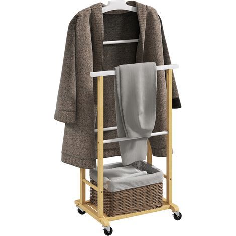 Valet de chambre à roulettes, portant à vêtements en bambou avec cintre intégré, tiges à pantalons et étagère, naturel (1/5)