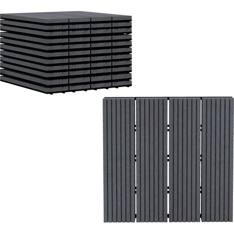Un ensemble de 11 dalles de sol extérieures emboîtables antidérapantes, fabriquées en polyéthylène haute densité recyclé (PEHD), mesurant 30x30x2,2 cm, en gris. (1/5)