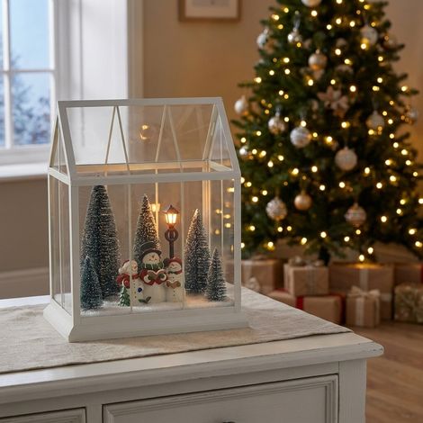 Festive LED Snowman Family Scene Lantern (1/2)