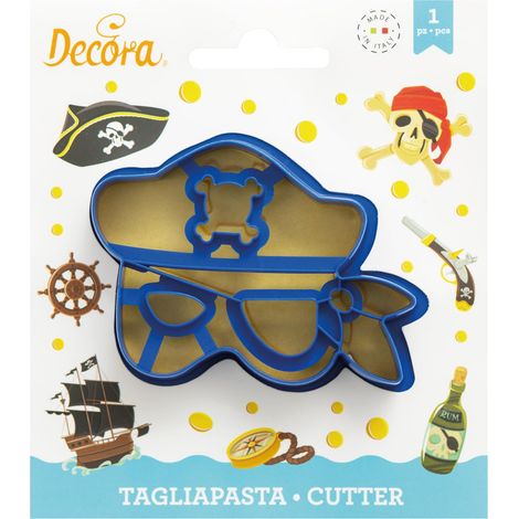 Stampo Decora per tagliare la maschera da pirata. (1/5)