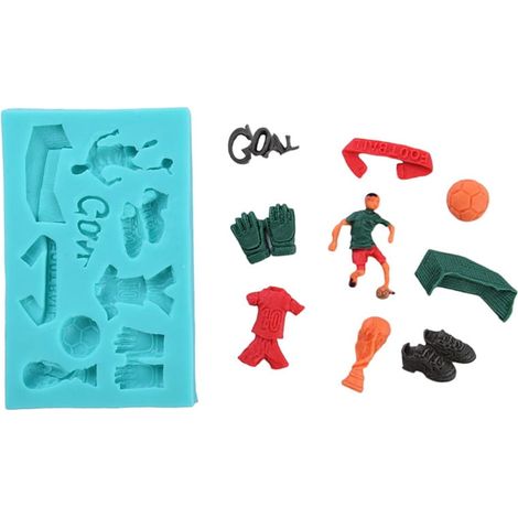 Molde de silicona para pasta de azúcar con forma de balón de fútbol. (1/2)