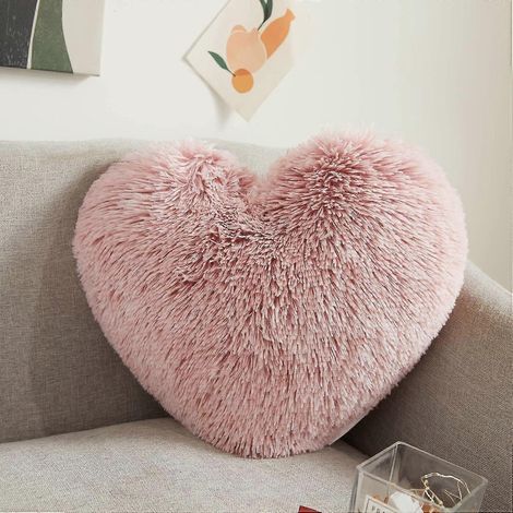 Coussin en fausse fourrure en forme de cœur de luxe 38 x 43 cm. Coussin décoratif romantique en peluche duveteuse. Coussin cœur rose, doux et moelleux, idéal pour la chambre à coucher, la chambre d'en (1/4)