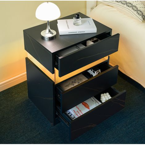 Comodino nero e oro in legno ingegnerizzato con 3 cassetti, pannello acrilico e illuminazione LED RGB (1/5)