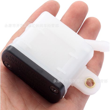 Off-road motorcycle, street bike, ATV, four-wheeled pike, truck, rear brake pump, master cylinder, fluid cup, reservoir, CBR600RR (1/4)