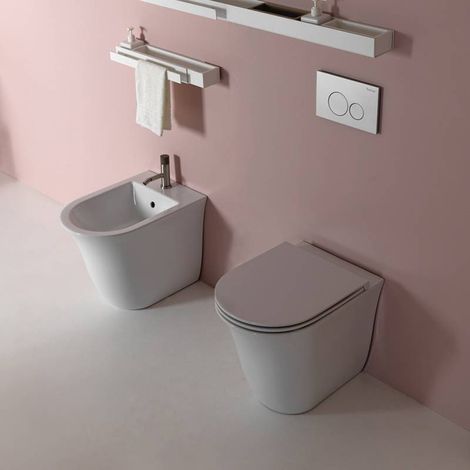 Vaso Wc a Terra FLUT - Filo Muro - Sistema di Scarico Smart Clean - Chiusura Vaso Soft Close Ammortizzata (1/5)