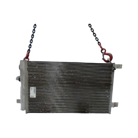 [PRODUIT D'OCCASION] Condenseur Climatisation RENAULT Megane ♻️ Ref Oe. 921004575r - Garantie à vie (1/4)