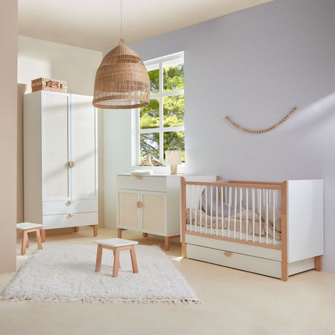 Zimmer komplett Babybett 60x120 Wickelkommode und 2-türiger Schrank Bellamy Laurie Weiß und Holz (1/5)