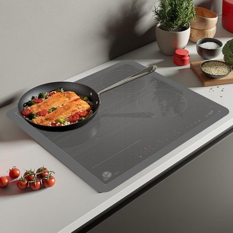 Protection Plaque Induction 60 x 52cm Tapis de Cuisson à Induction en Silicone Protection Plaque de Cuisson Magnétique Protege Plaque Induction Anti-éclaboussures Anti Rayures Non Slip(Blanc) (1/5)