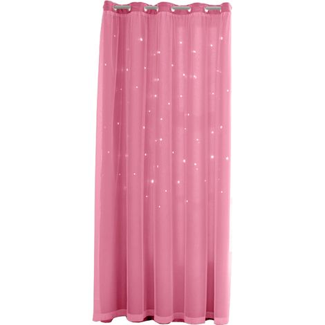 Cortinas dobles con aberturas en forma de estrella para bloquear la luz que entra por las ventanas.