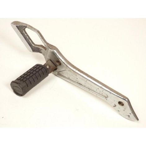 [PRODUIT D'OCCASION] Platine de repose pied passager droit origine pour moto Aprilia (1/4)