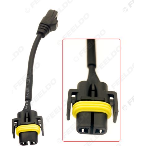 Adapter cable for Toyota H11 headlights and fog lights. Includes a plug and connector. (1/5)
