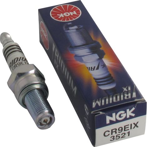 Bougie NGK IRIDIUM CR9EIX remplace NGCR9EVX.