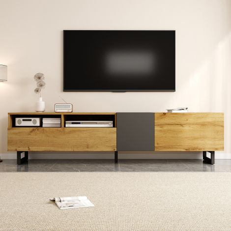 Mueble para TV con bloques de color, diseño sencillo de colores contrastantes, tres puertas y dos compartimentos, patas metálicas en forma de U, veta de madera retro. (1/5)