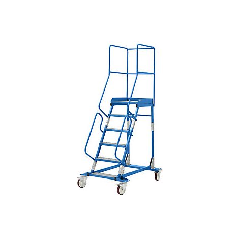 Escalera rodante con tarima piezas insertadas en los peldaños