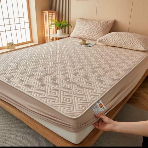 Parure de lit 3 pièces en velours crème, comprenant un drap-housse 160x200cm et 2 taies d'oreiller 55x80cm. (1/5)